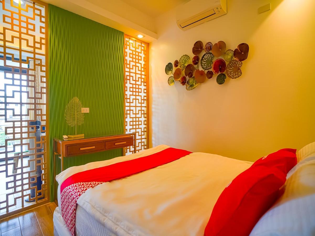 Capital O Oyo 785 The Greenhive Hotel Ibaan Esterno foto
