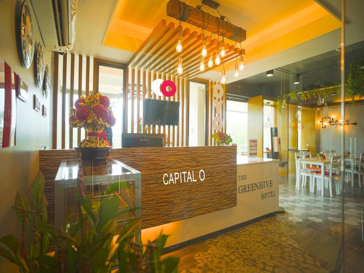 Capital O Oyo 785 The Greenhive Hotel Ibaan Esterno foto